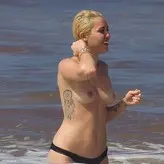 Miley Cyrus nude #1964