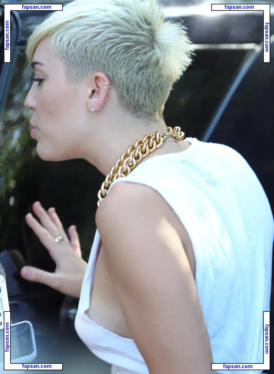Miley Cyrus nude photo #2088 from OnlyFans