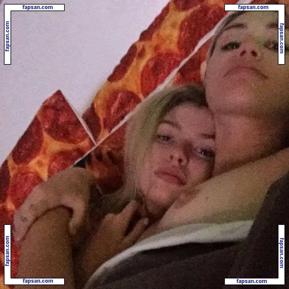 Miley Cyrus nude photo #2165 from OnlyFans