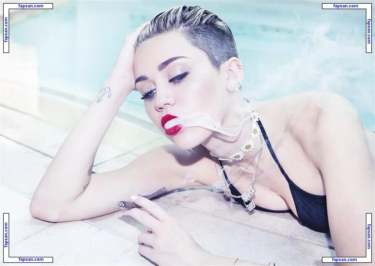 Miley Cyrus nude photo #2192 from OnlyFans