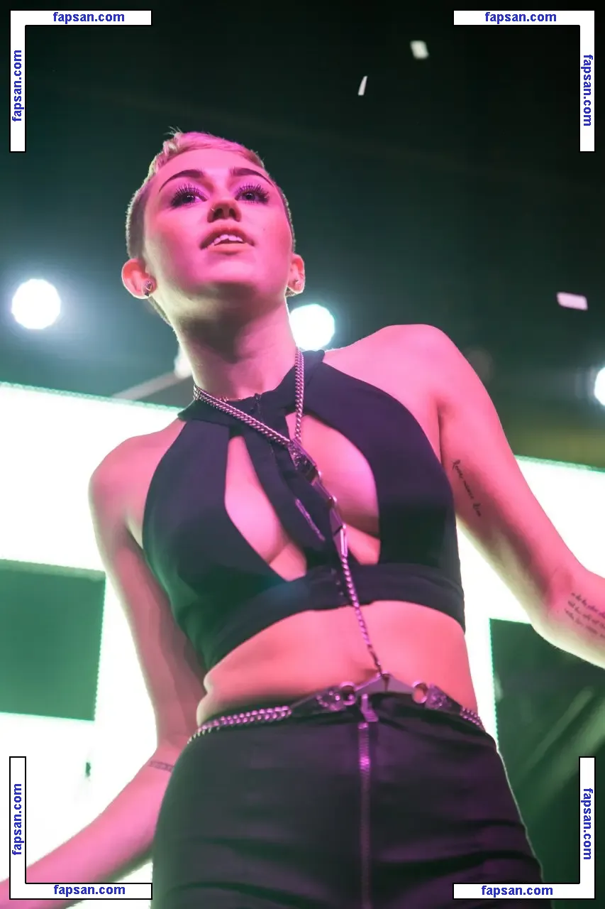 Miley Cyrus nude photo #2211 from OnlyFans