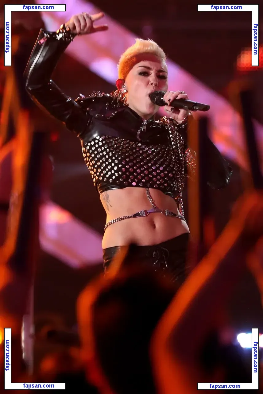 Miley Cyrus nude photo #2213 from OnlyFans