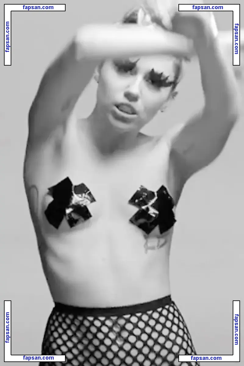 Miley Cyrus nude photo #2256 from OnlyFans