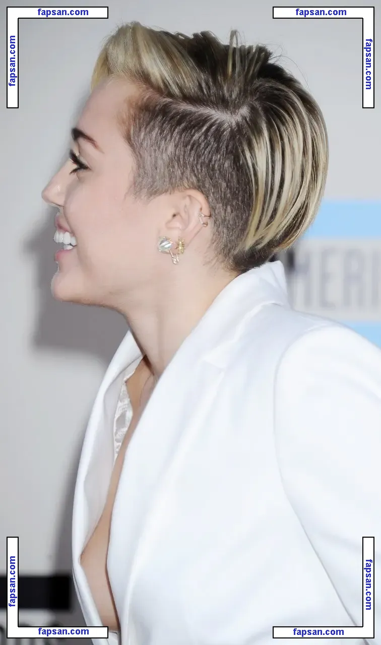 Miley Cyrus nude photo #2295 from OnlyFans