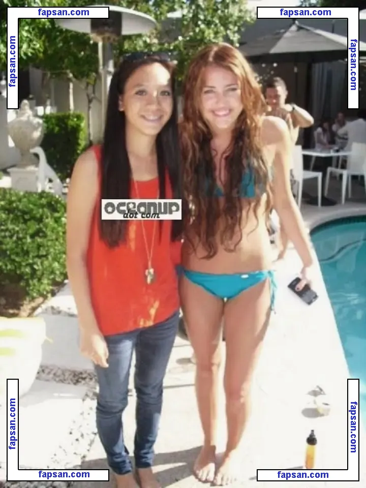Miley Cyrus nude photo #2414 from OnlyFans