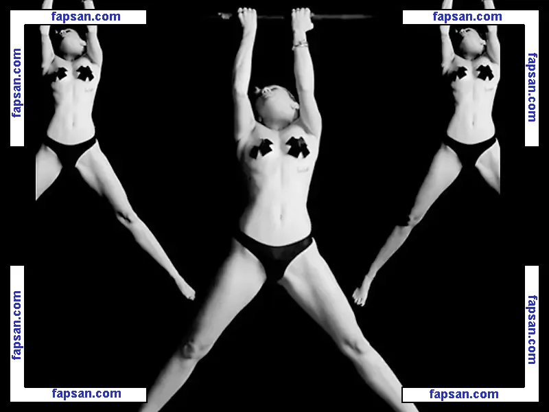 Miley Cyrus nude photo #2575 from OnlyFans