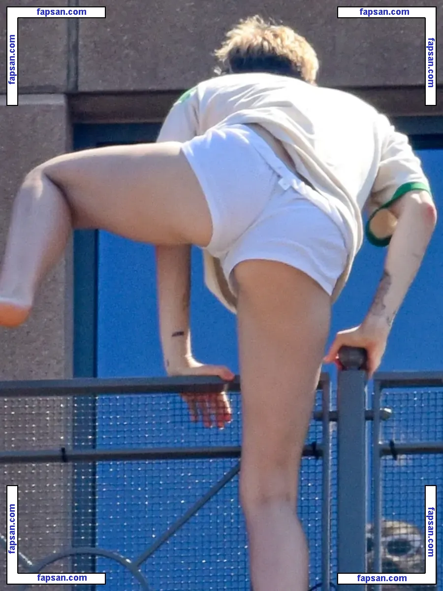 Miley Cyrus nude photo #2602 from OnlyFans