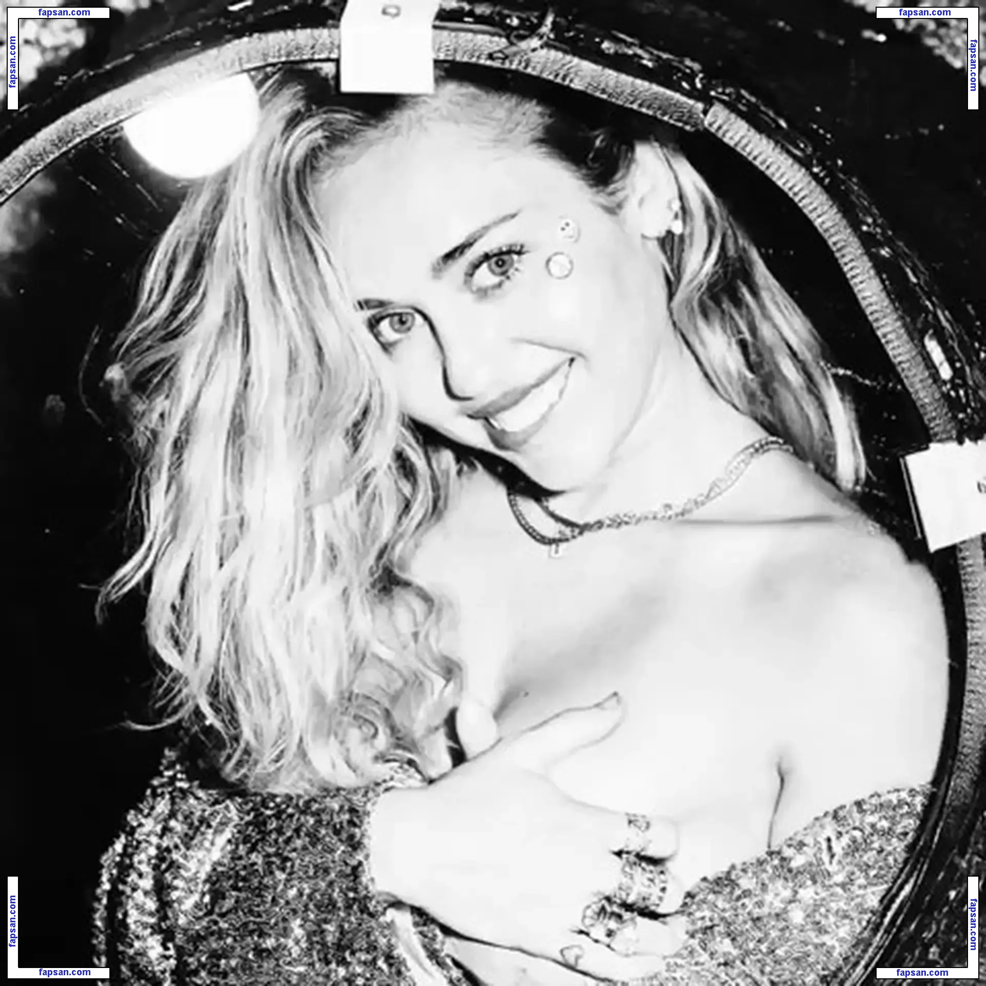 Miley Cyrus nude photo #2759 from OnlyFans