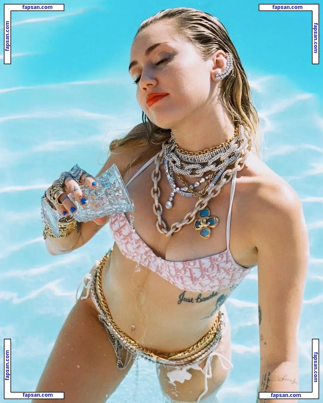 Miley Cyrus nude photo #2766 from OnlyFans