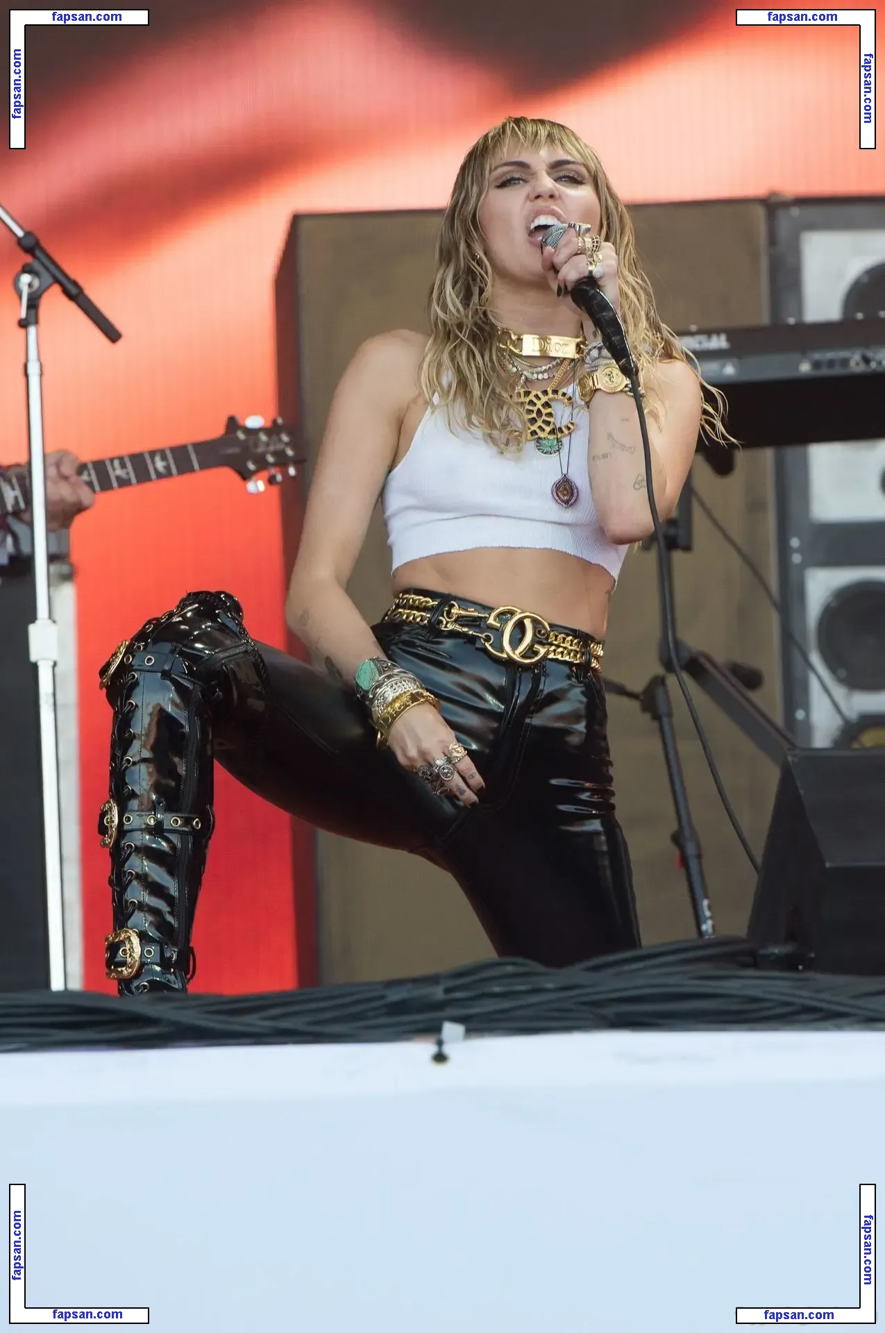 Miley Cyrus nude photo #2874 from OnlyFans