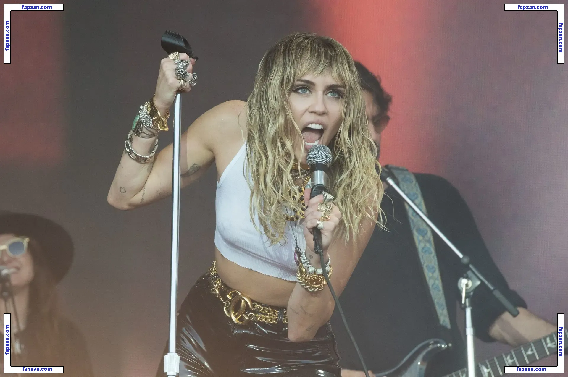 Miley Cyrus nude photo #2896 from OnlyFans