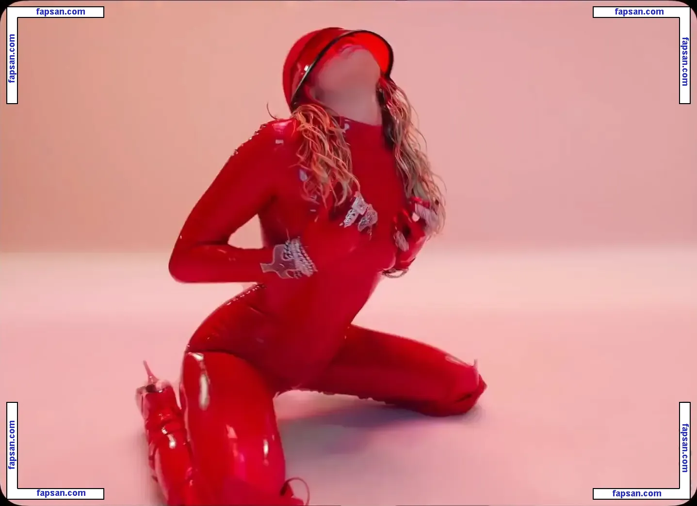 Miley Cyrus nude photo #2959 from OnlyFans