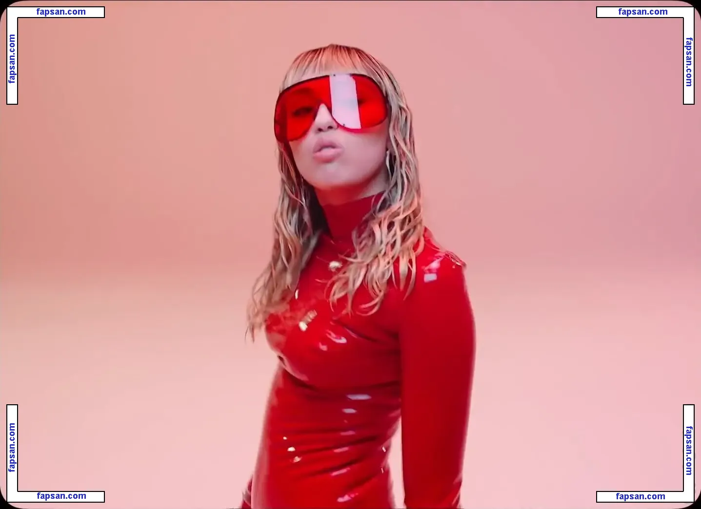 Miley Cyrus nude photo #2967 from OnlyFans