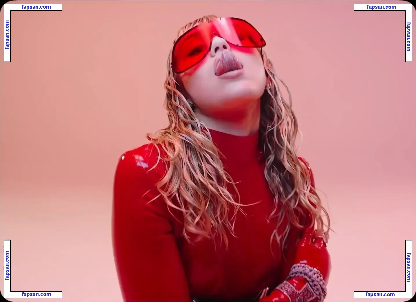 Miley Cyrus nude photo #2974 from OnlyFans
