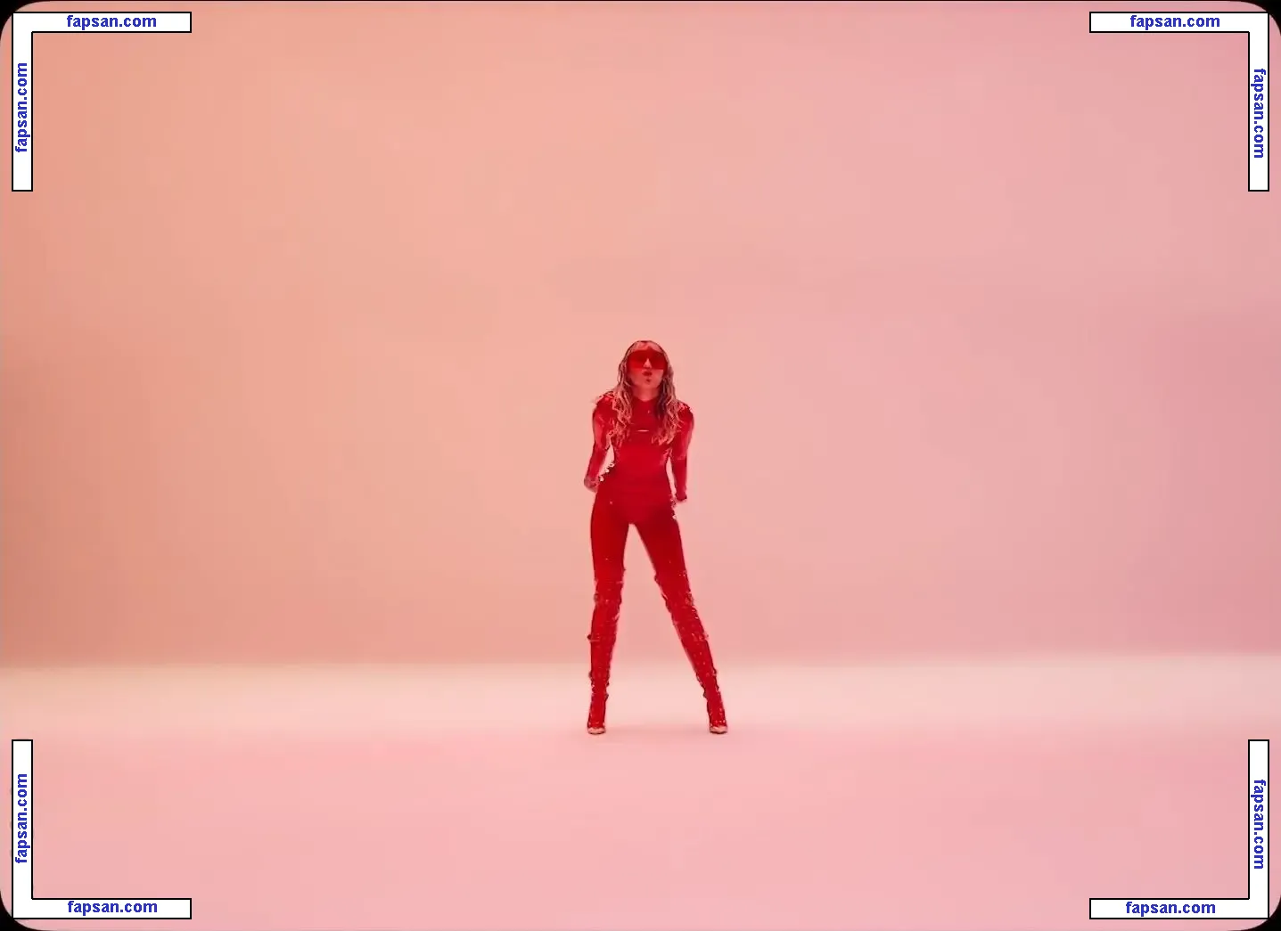 Miley Cyrus nude photo #2983 from OnlyFans