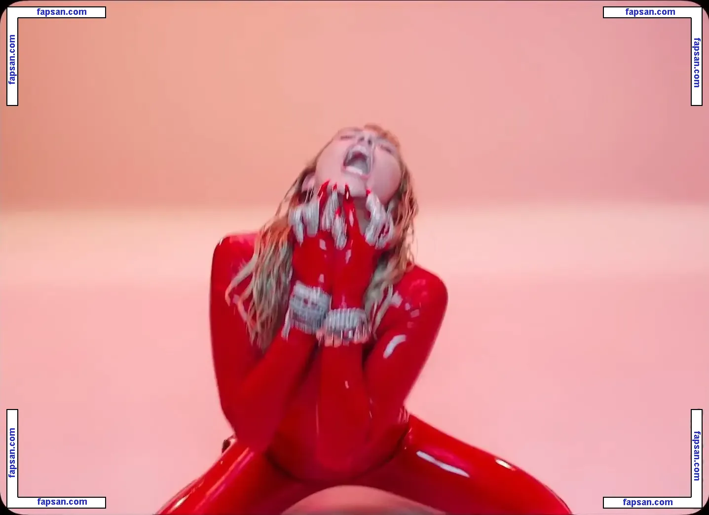 Miley Cyrus nude photo #2991 from OnlyFans