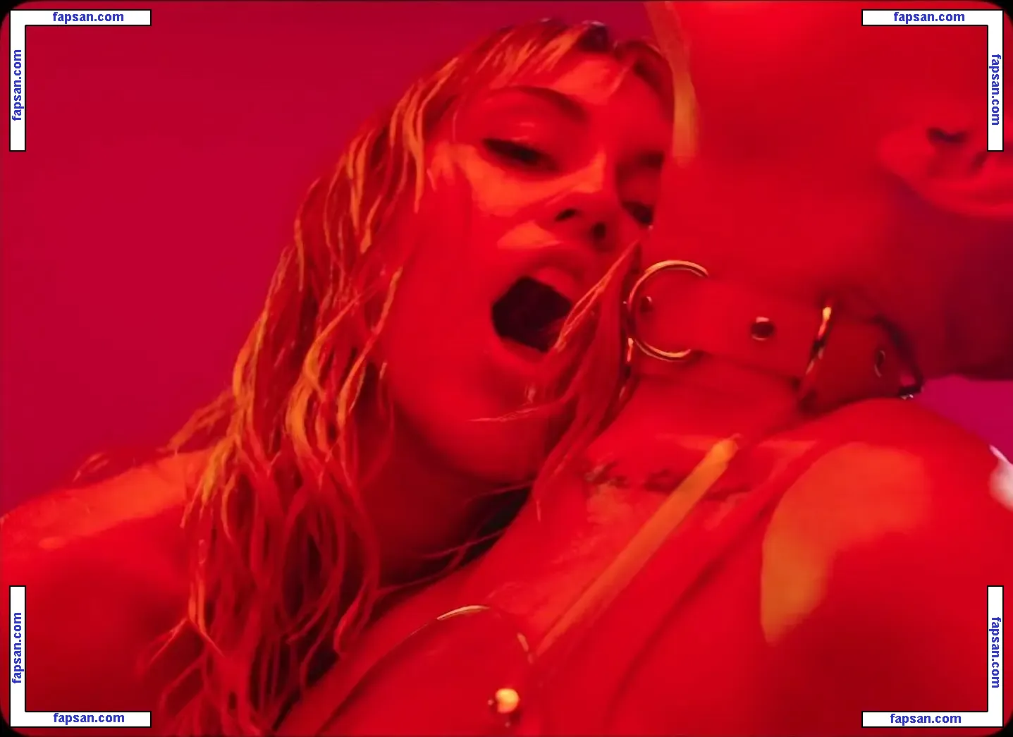 Miley Cyrus nude photo #2997 from OnlyFans