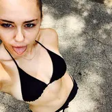 Miley Cyrus nude #2056
