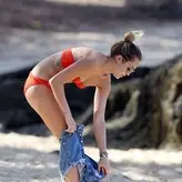 Miley Cyrus nude #2134