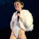 Miley Cyrus nude #2163