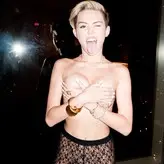 Miley Cyrus nude #2205
