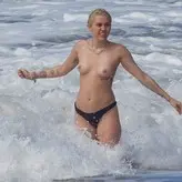 Miley Cyrus nude #2244