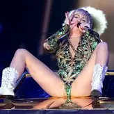 Miley Cyrus nude #2270