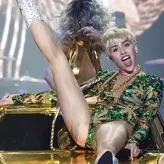 Miley Cyrus nude #2274