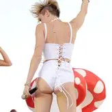Miley Cyrus nude #2283
