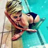 Miley Cyrus nude #2289