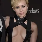Miley Cyrus nude #2598