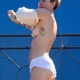 Miley Cyrus nude #2605