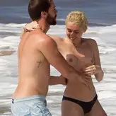 Miley Cyrus nude #2606