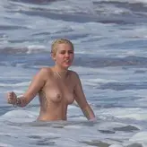 Miley Cyrus nude #2620