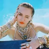 Miley Cyrus nude #2772
