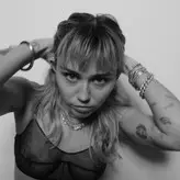 Miley Cyrus nude #2780
