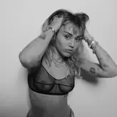 Miley Cyrus nude #2791