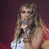 Miley Cyrus nude #2835
