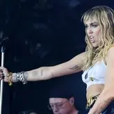 Miley Cyrus nude #2899