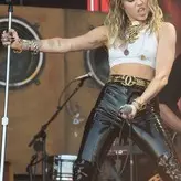 Miley Cyrus nude #2910