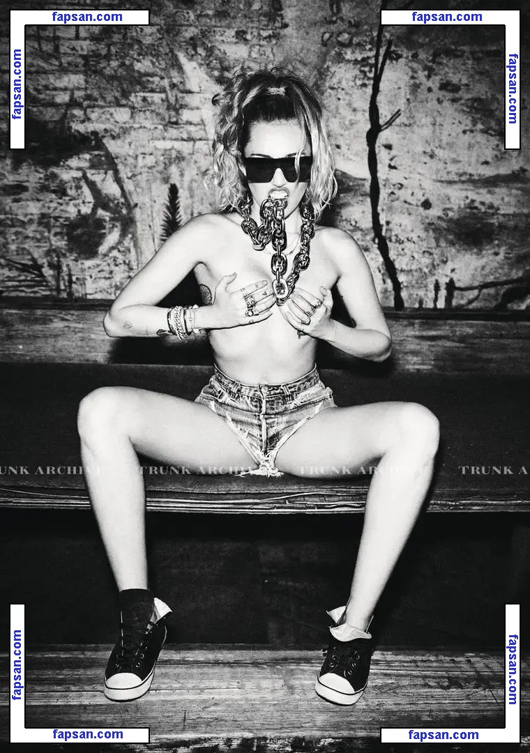 Miley Cyrus nude photo #3064 from OnlyFans