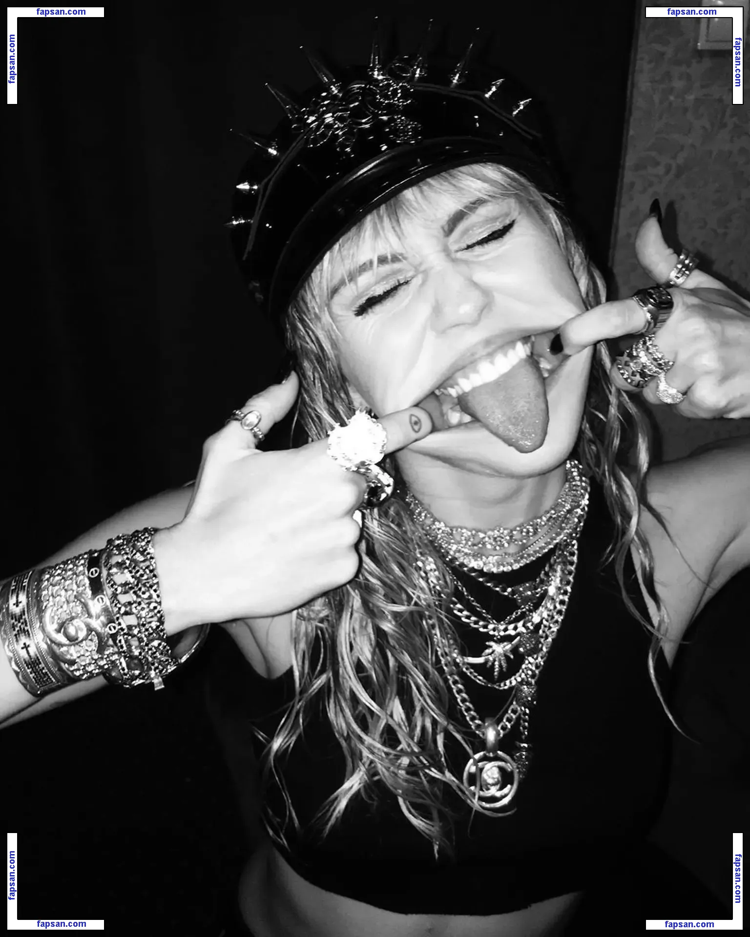 Miley Cyrus nude photo #3088 from OnlyFans