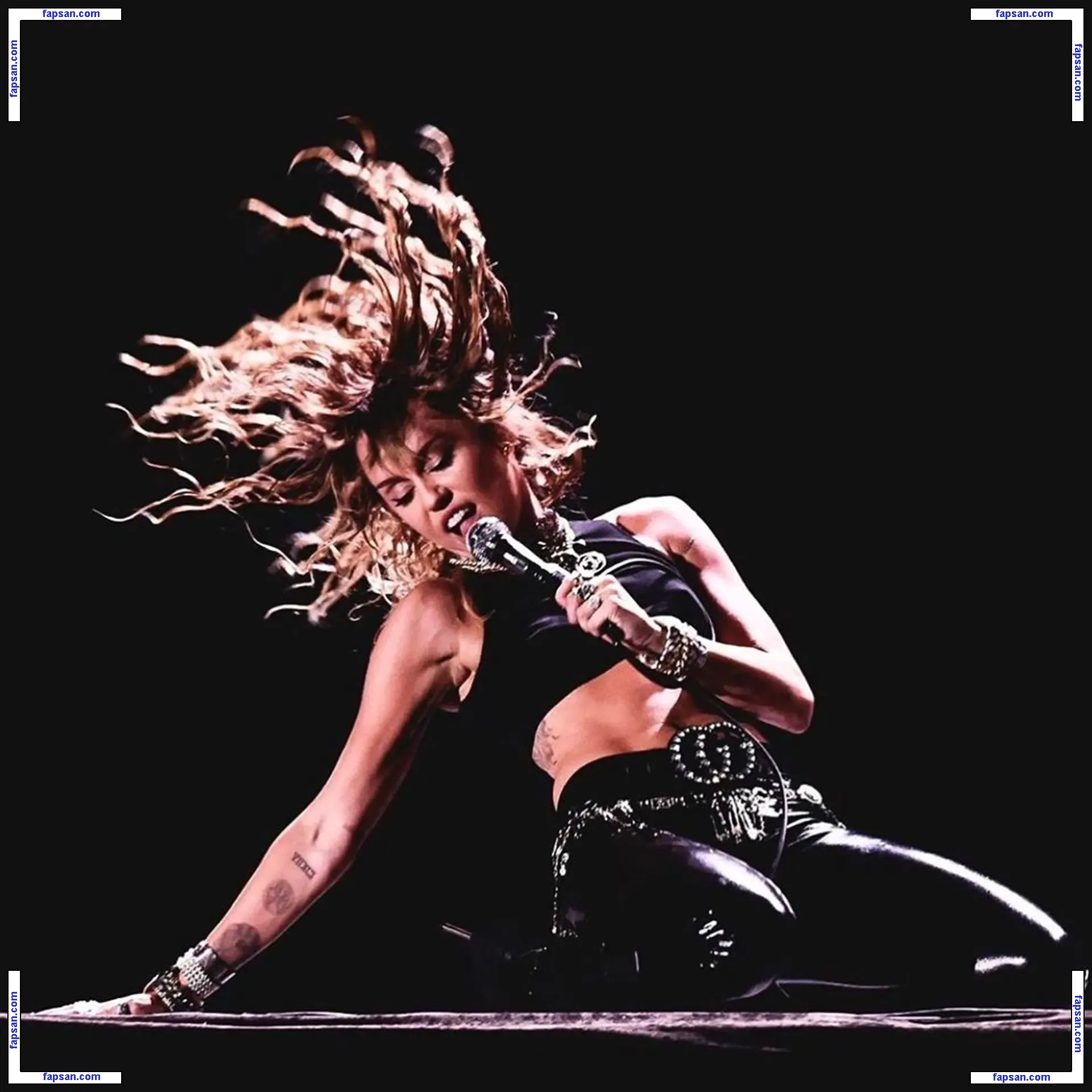 Miley Cyrus nude photo #3094 from OnlyFans