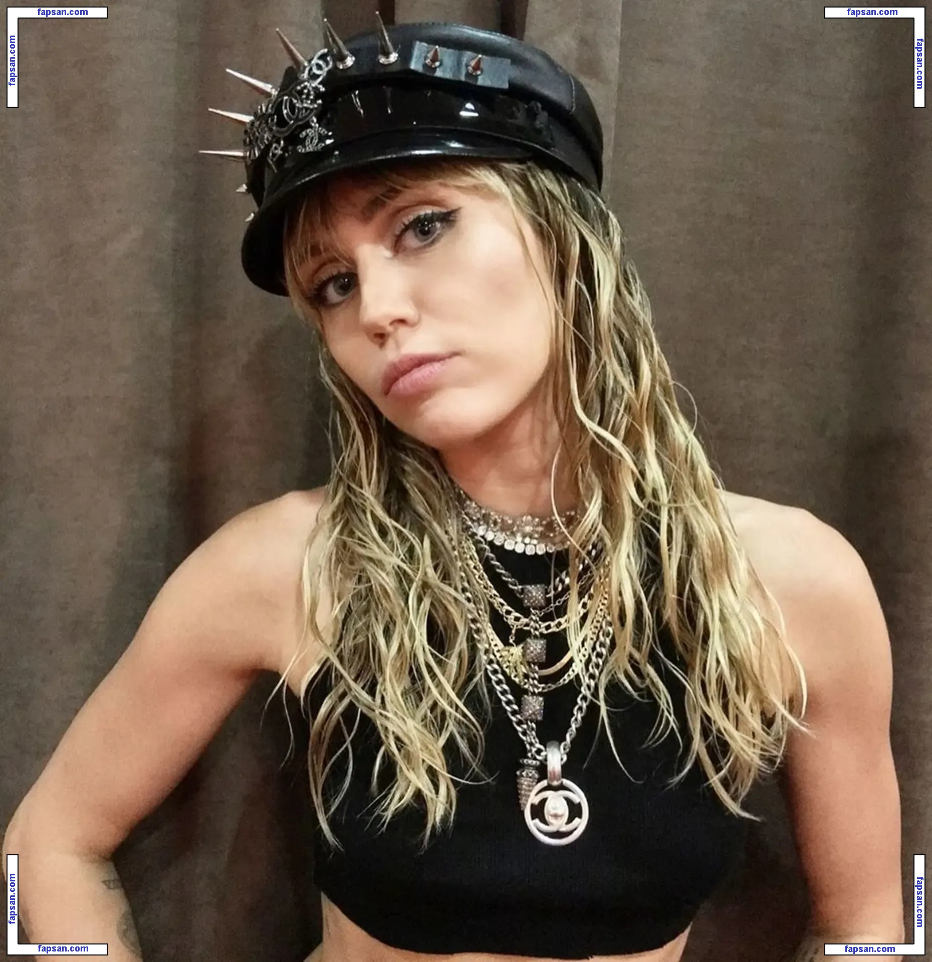 Miley Cyrus nude photo #3095 from OnlyFans