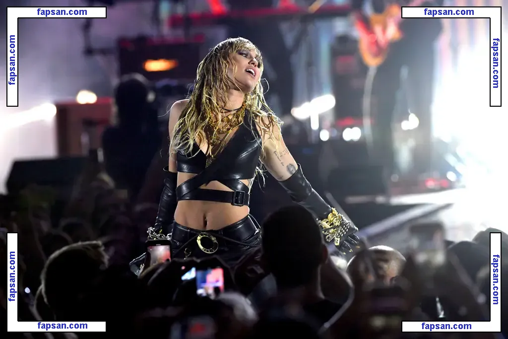 Miley Cyrus nude photo #3215 from OnlyFans
