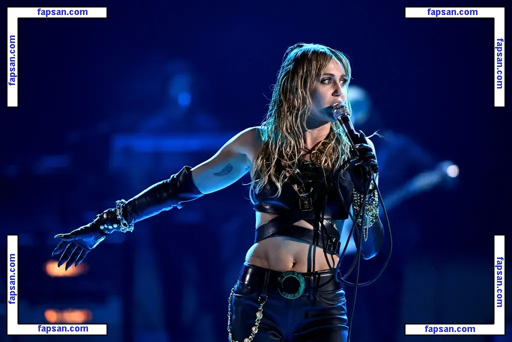 Miley Cyrus nude photo #3231 from OnlyFans