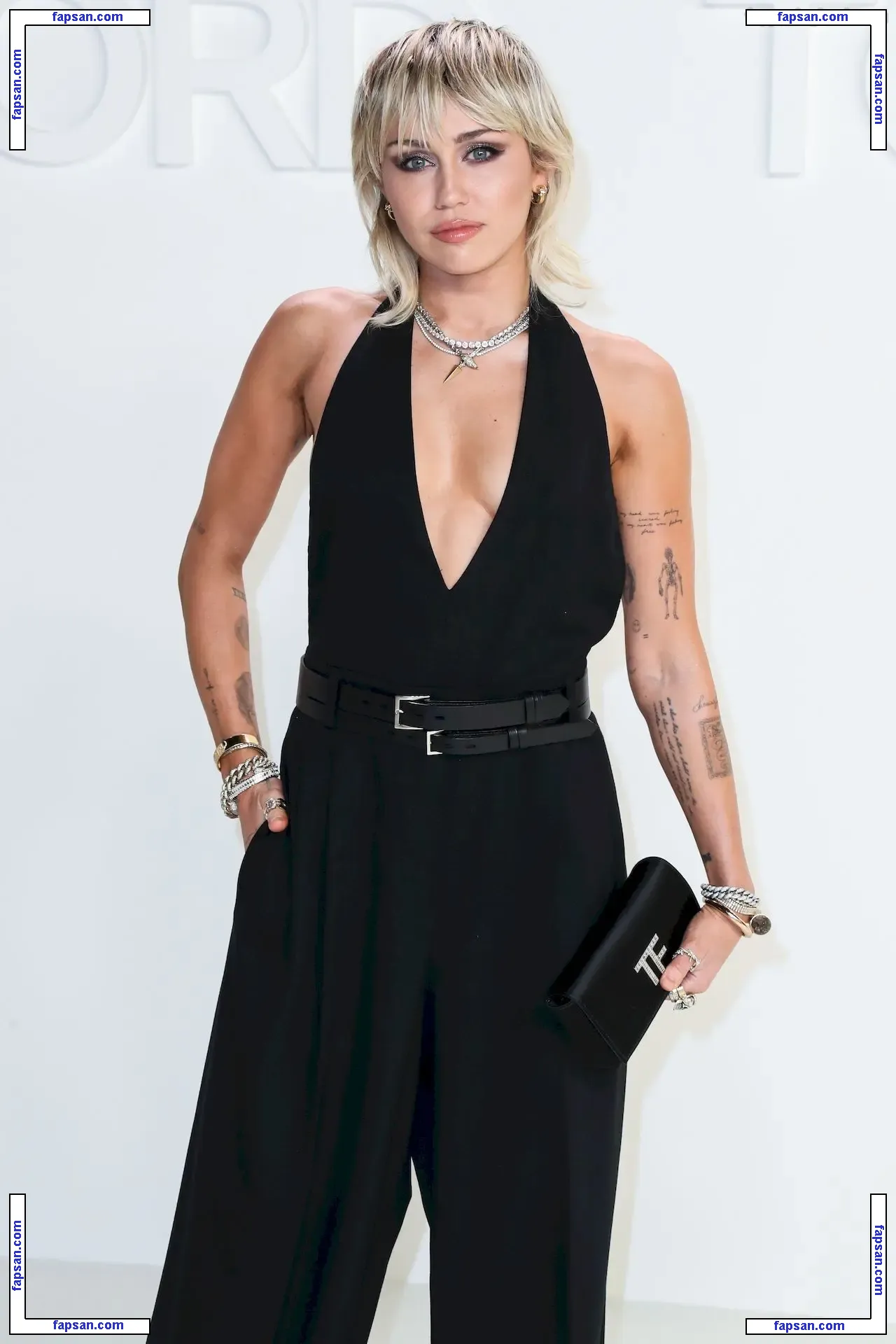 Miley Cyrus nude photo #3448 from OnlyFans
