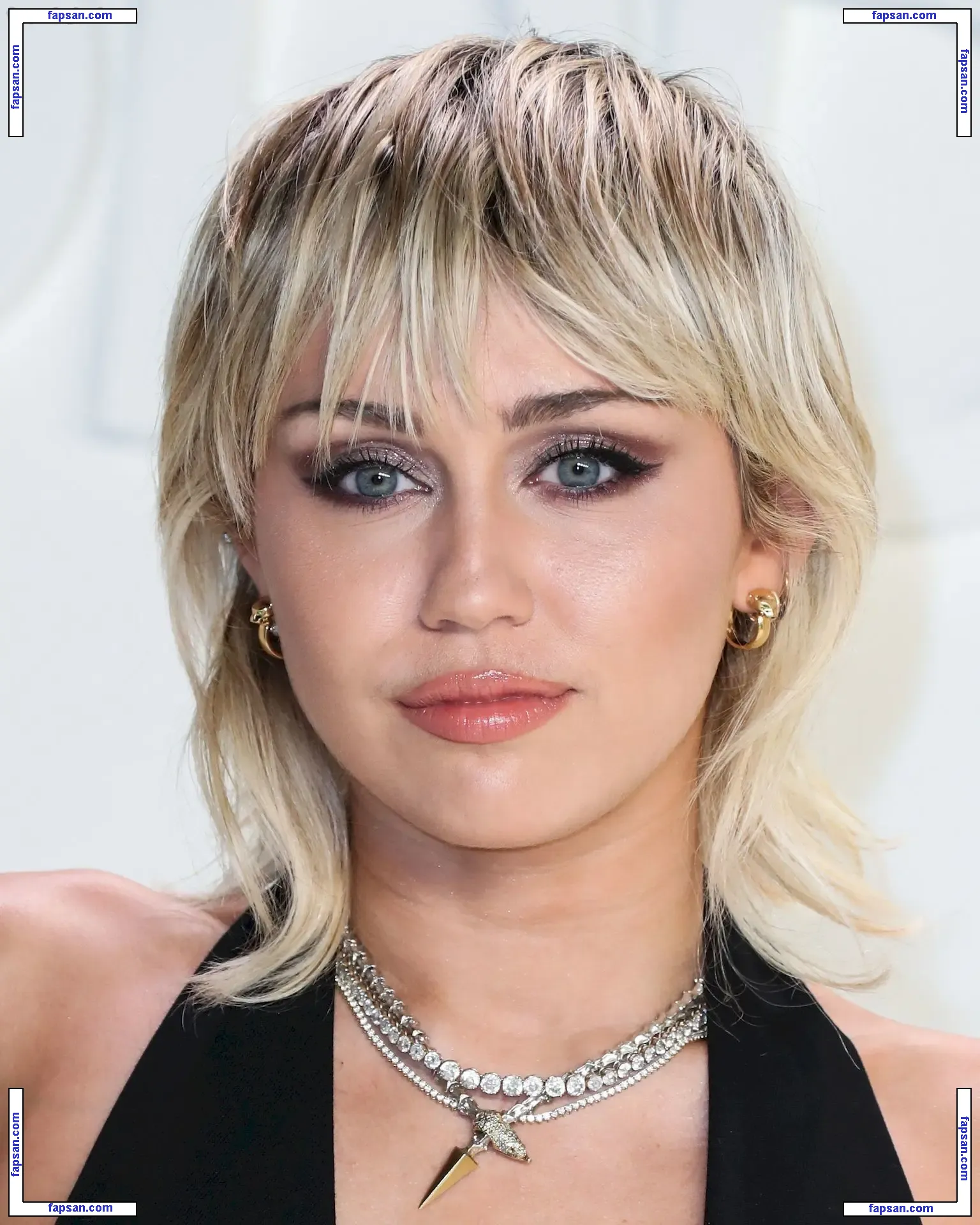 Miley Cyrus nude photo #3450 from OnlyFans