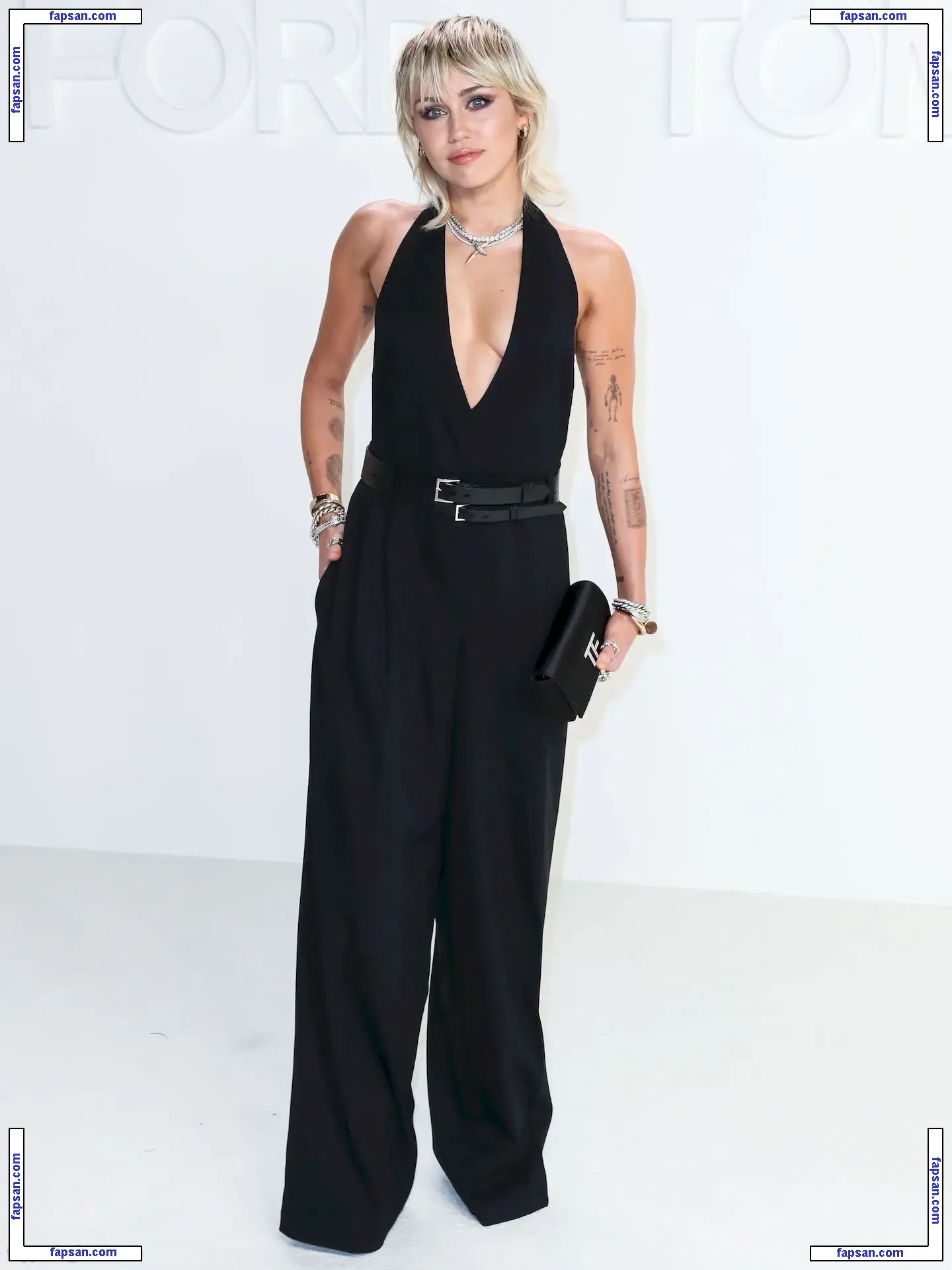 Miley Cyrus nude photo #3461 from OnlyFans