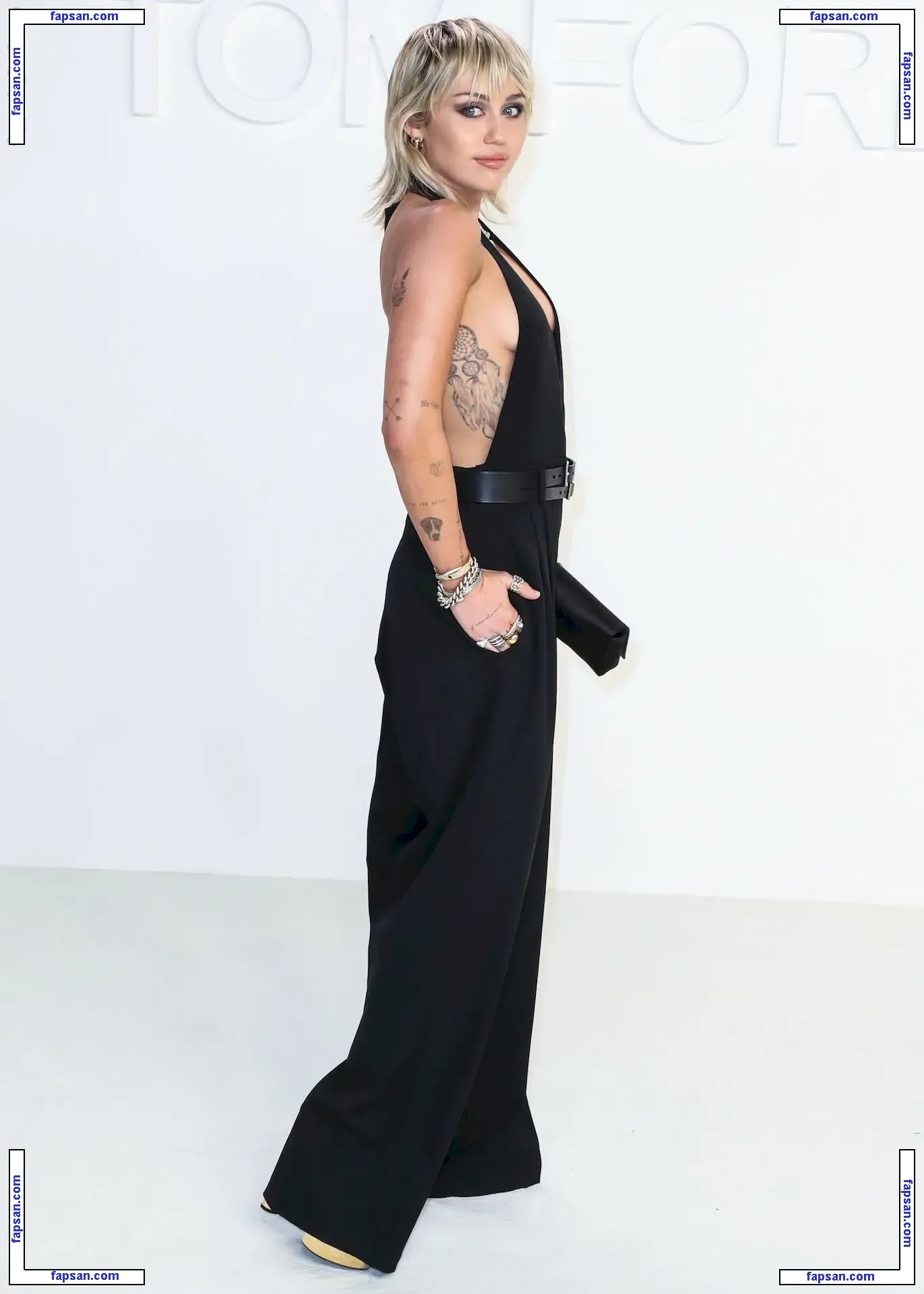 Miley Cyrus nude photo #3467 from OnlyFans